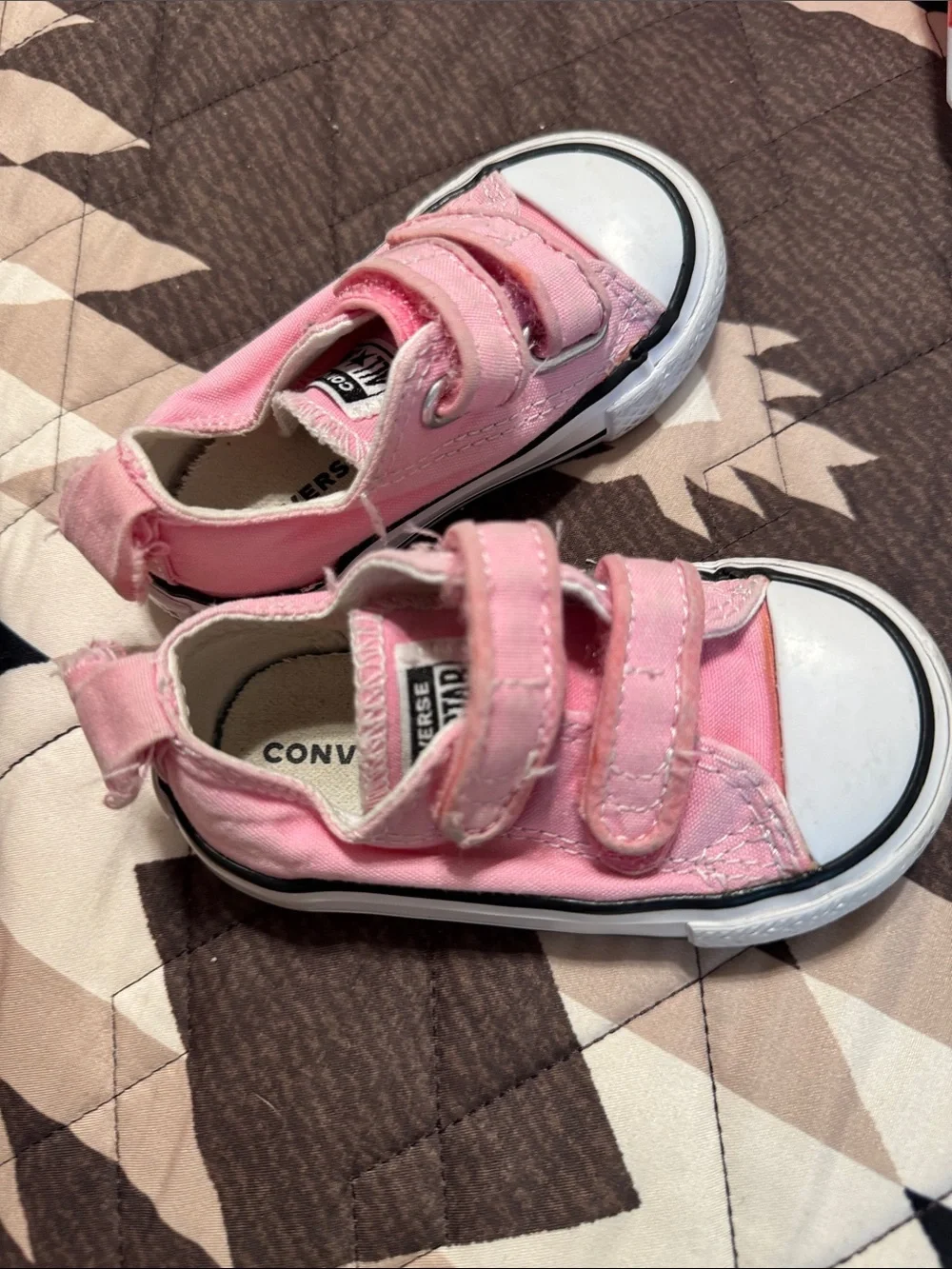 Pink baby converse
